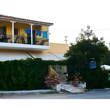 Odysseia Beachside 3*