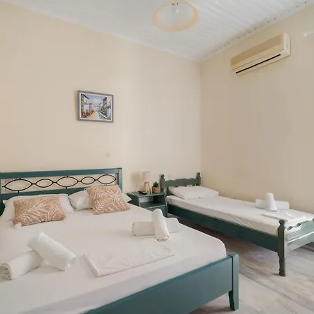 Πανσιόν Odysseia Beachside