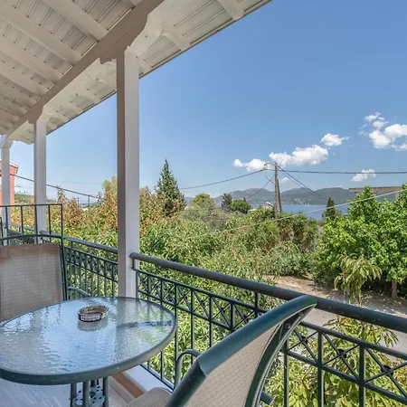 Πανσιόν Odysseia Beachside