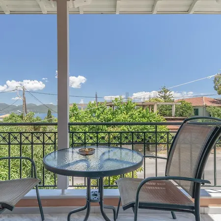 Odysseia Beachside Πανσιόν 3*