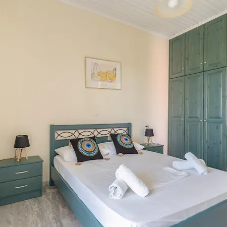 Odysseia Beachside Πανσιόν