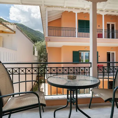 Πανσιόν Odysseia Beachside