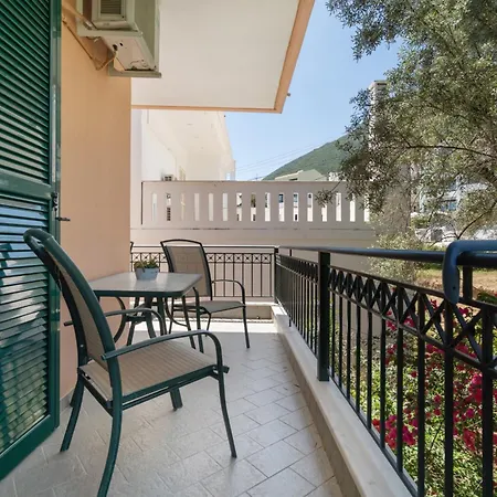 Odysseia Beachside Πανσιόν