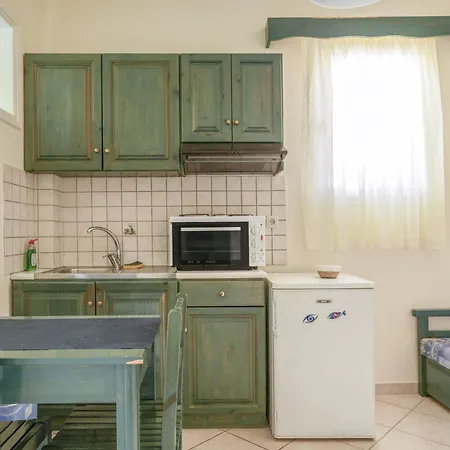 Πανσιόν Odysseia Beachside 3*