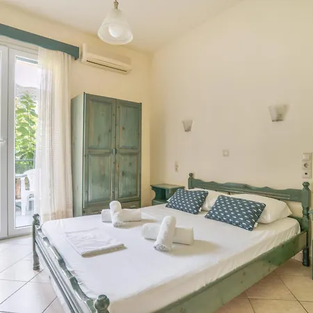 Πανσιόν Odysseia Beachside