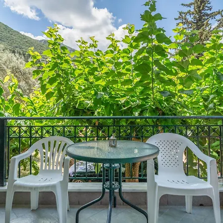 Odysseia Beachside Πανσιόν 3*