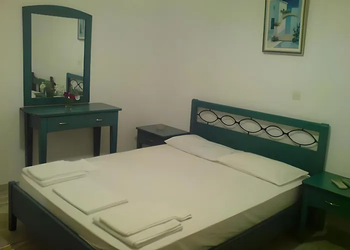 Odysseia And Guest house