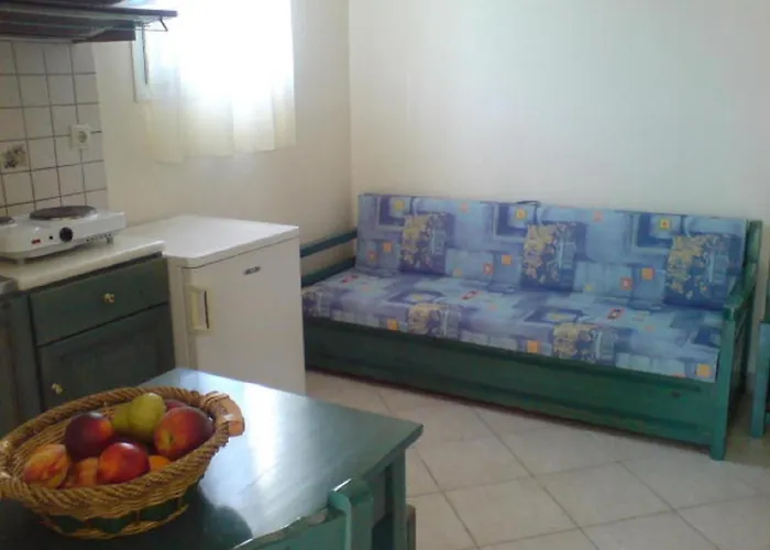 Odysseia And Guest house